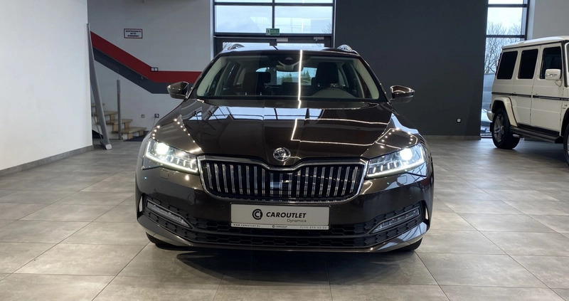 Skoda Superb cena 109900 przebieg: 90400, rok produkcji 2021 z Gdynia małe 407